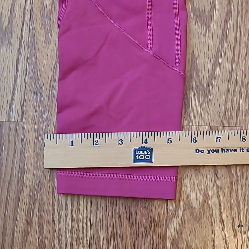 Lululemon All The Right Places Crop II *23" Size 6 - Picture 10 of 13
